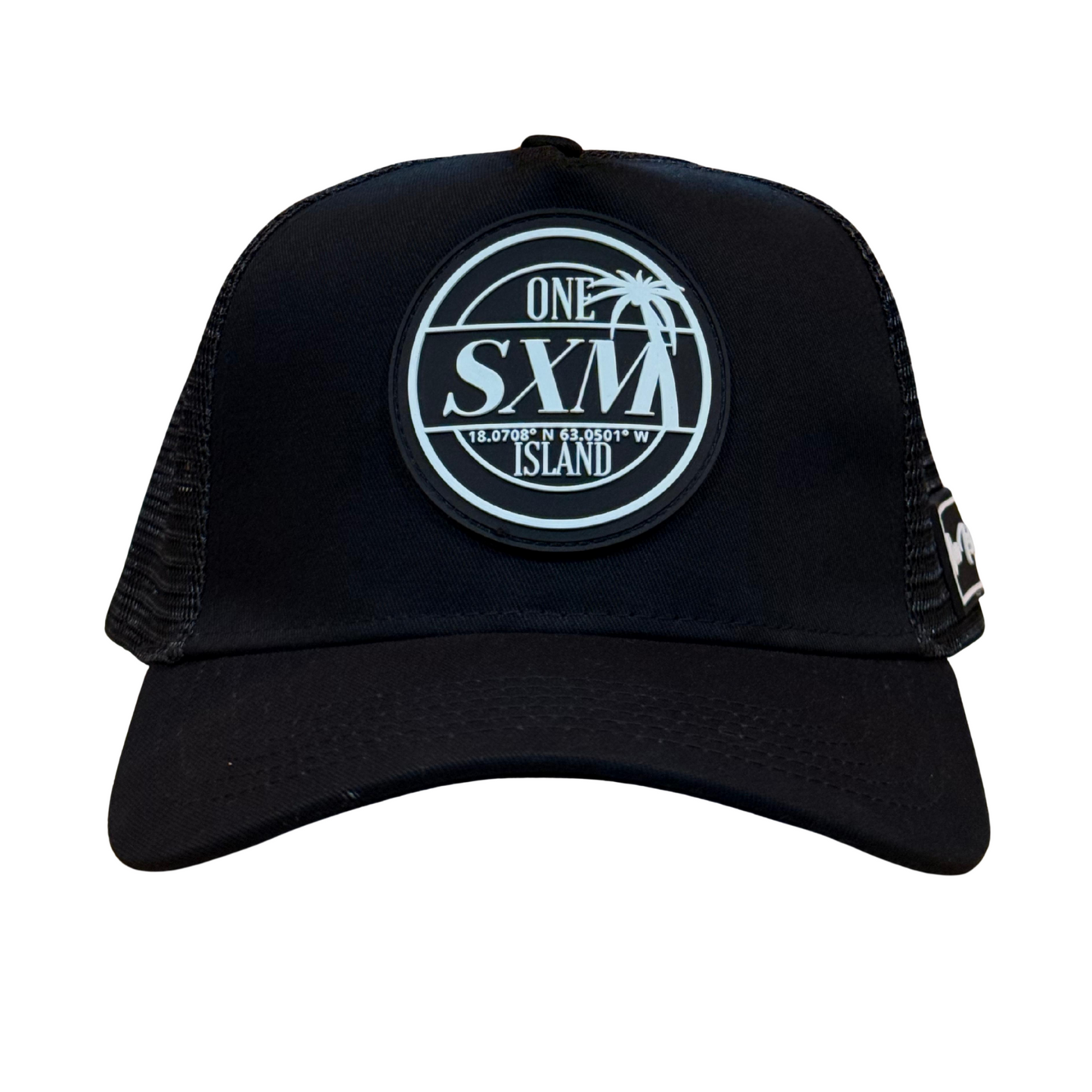 Casquette noir avec logo bleu ciel SXM