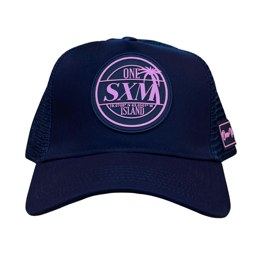 Casquette bleu marine avec logo rose fluo SXM