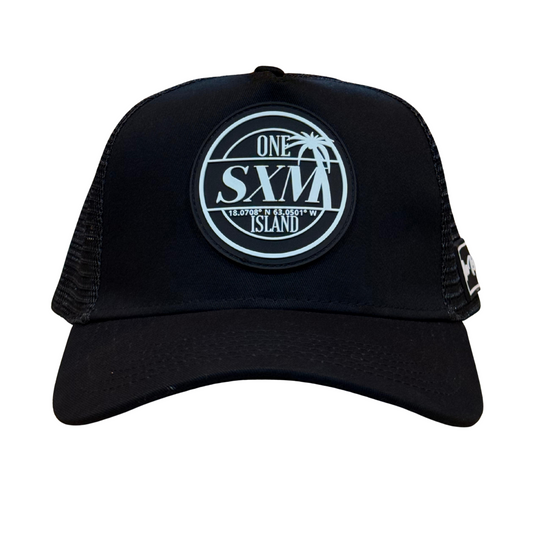 Casquette noir avec logo bleu ciel SXM