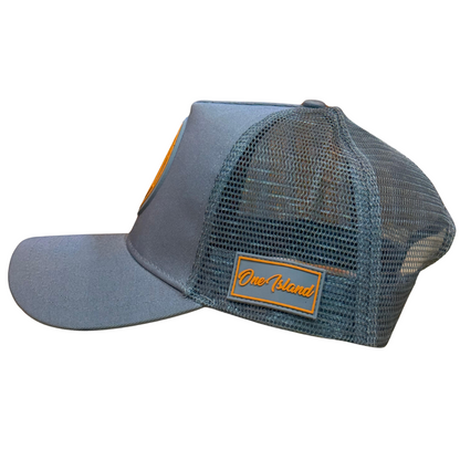 Casquette grise avec logo orange fluo SXM