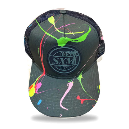 Casquette SXM by You noir et rose peinte à la main